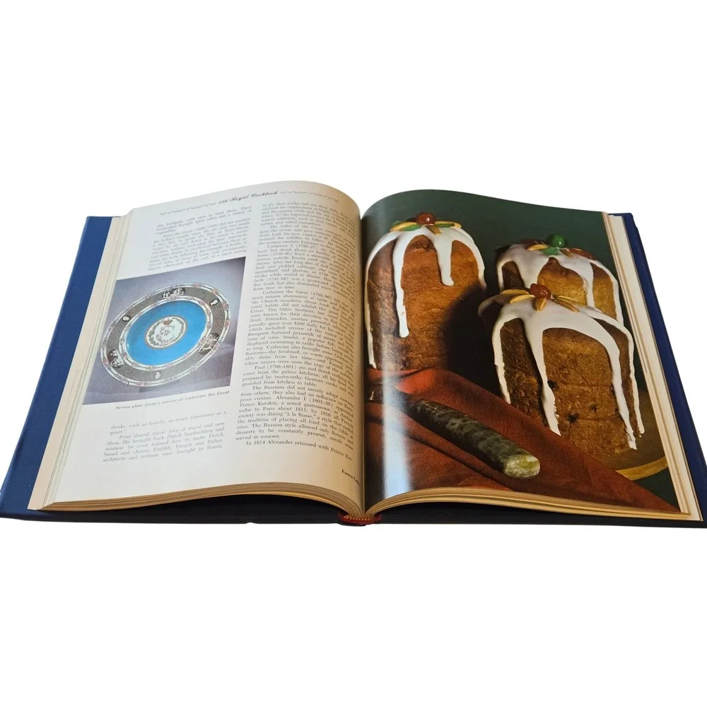 Vintage Royal Cookbook 1970s Hardcover Illustrated‎ Recipes Gift Book